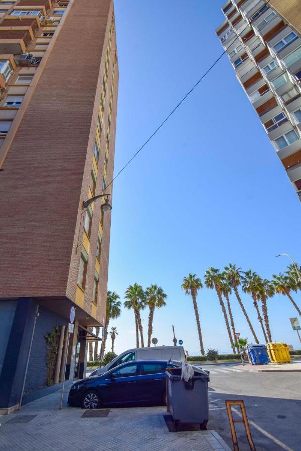 P&P Apartamentos Paseo Maritimo Pablo Ruiz Picasso Málaga Exterior foto